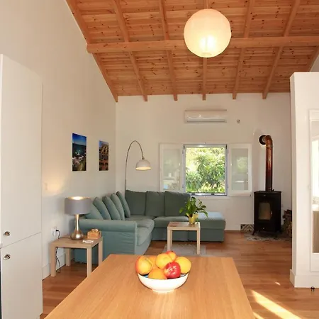 Blue Sky Cottage, Kanouli Ferienhaus